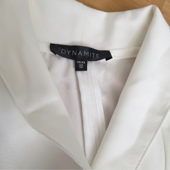 Dynamite white flowy vest in XS - Picture 3 of 5